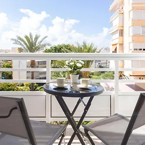 eurosol-loft.hotelsinnerja.org/