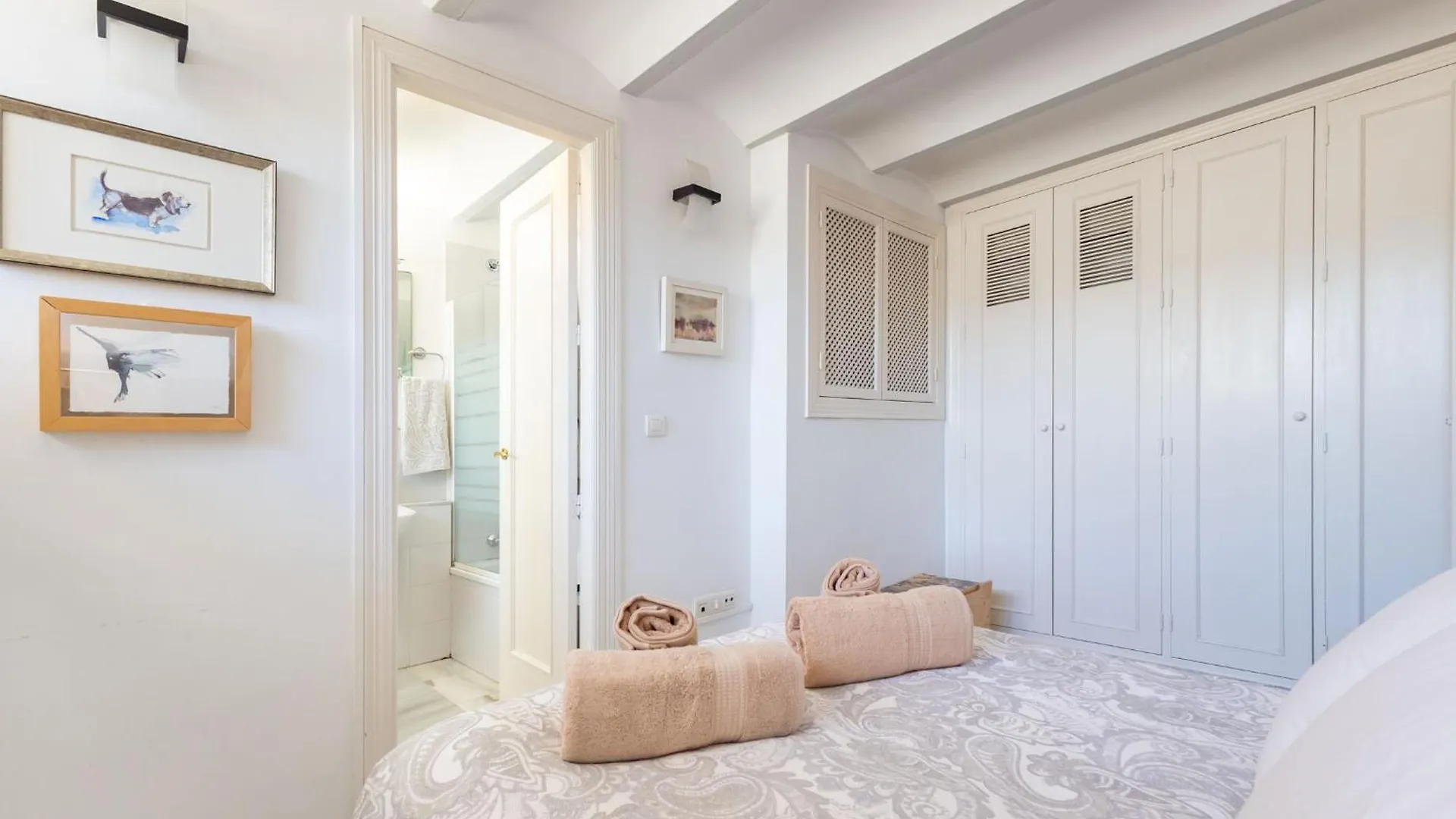 Charming 2 Bedroom Boutique Triplex Apartment With Private Terrace At Seville City Center By Ocityzen