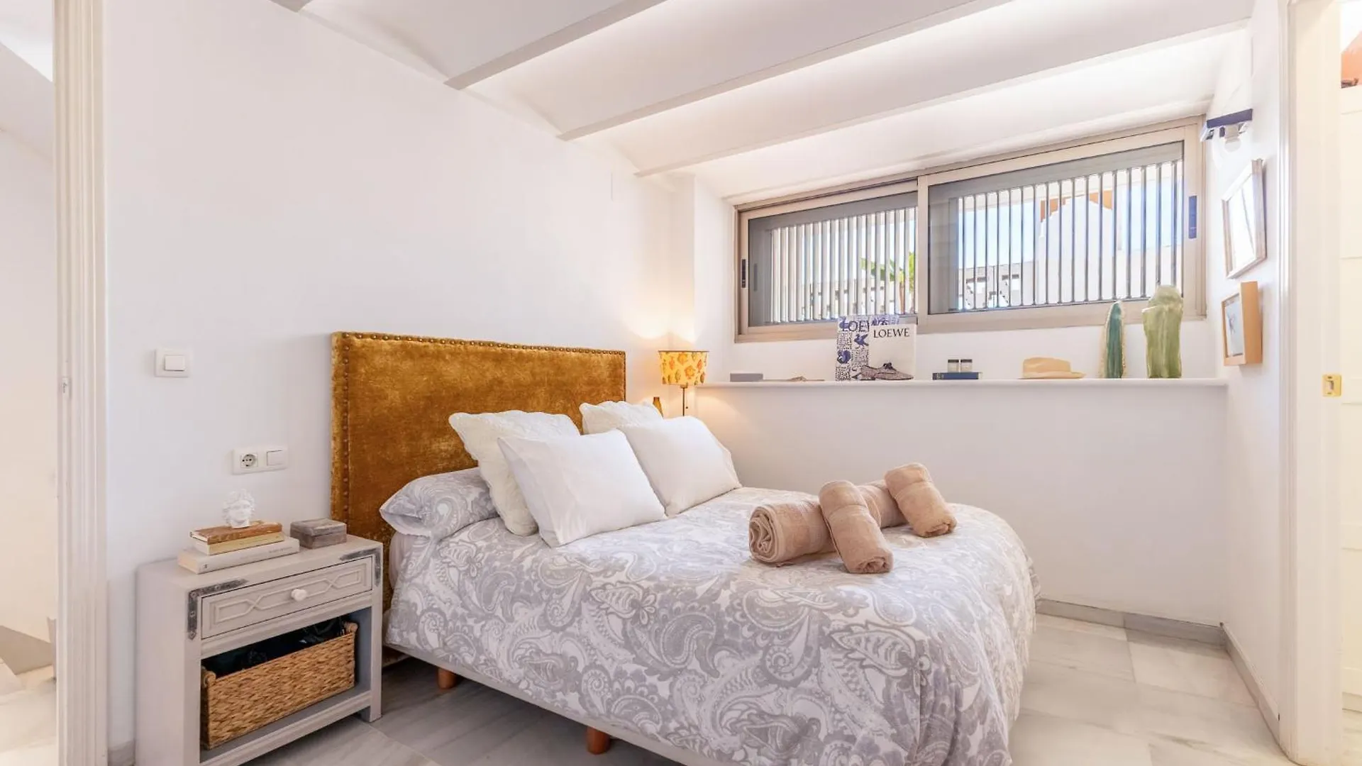 Charming 2 Bedroom Boutique Triplex Apartment With Private Terrace At Seville City Center By Ocityzen