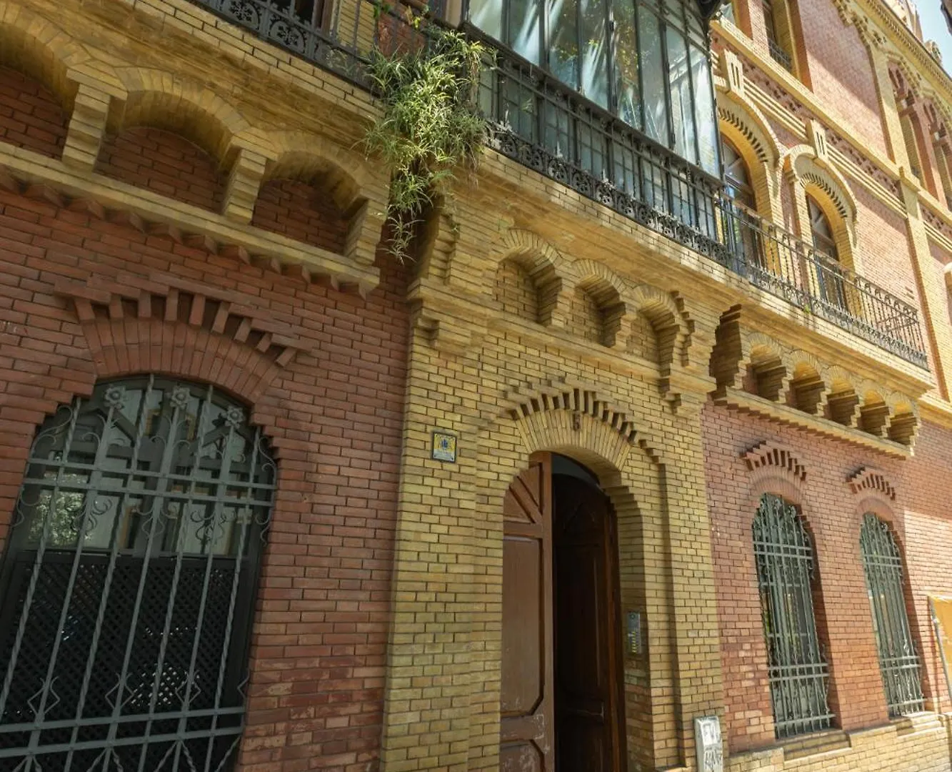 Charming 2 Bedroom Boutique Triplex Apartment With Private Terrace At Seville City Center By Ocityzen